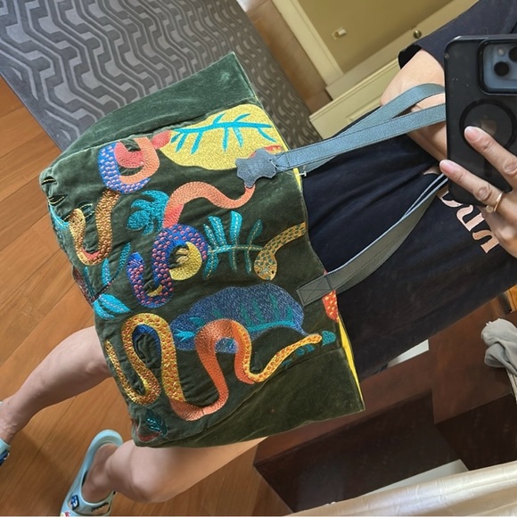 Brand New Anthropologie Snake Embroidered Tote Bag - Picture 9 of 9